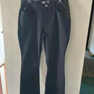 Lee Jeans Womens 12 PETITE Black Mid Rise Boot Cut Regular Fit NEW